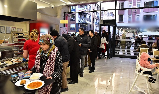 İBB Kent Lokantaları Ramazan Ayında İstanbullulara Sağlıklı İftar Sofraları Sunuyor