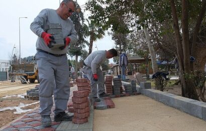 Kemer Belediyesi Göynük Mahallesi’nde Yol ve Kaldırım Çalışmalarına Başladı