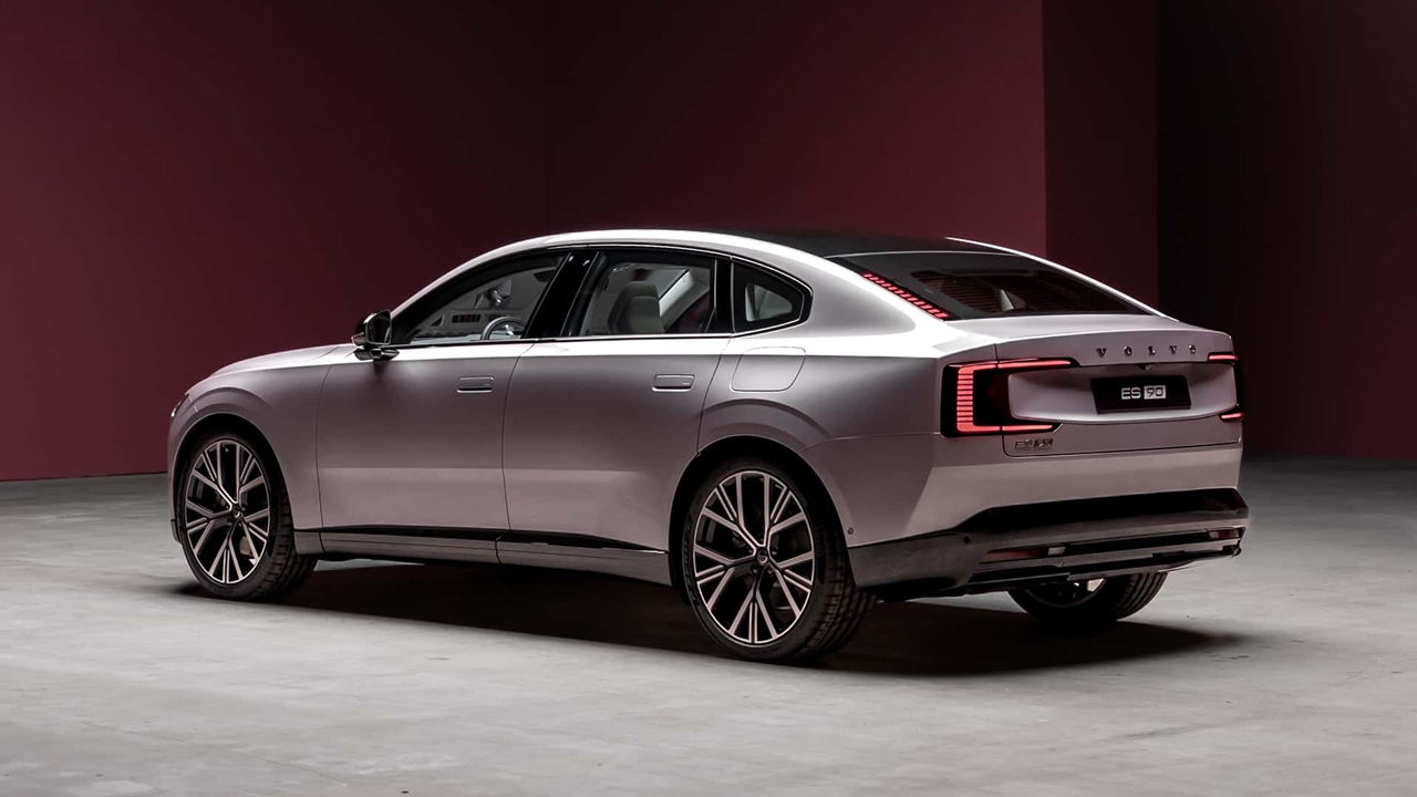 Volvo ES90: Elektrikli Otomobilde Yeni Bir Dönem